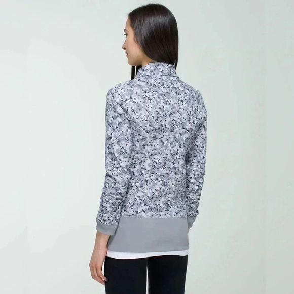 Lululemon Nice  Asana Jacket Not So Petite Fleur Silver - Picture 4 of 14